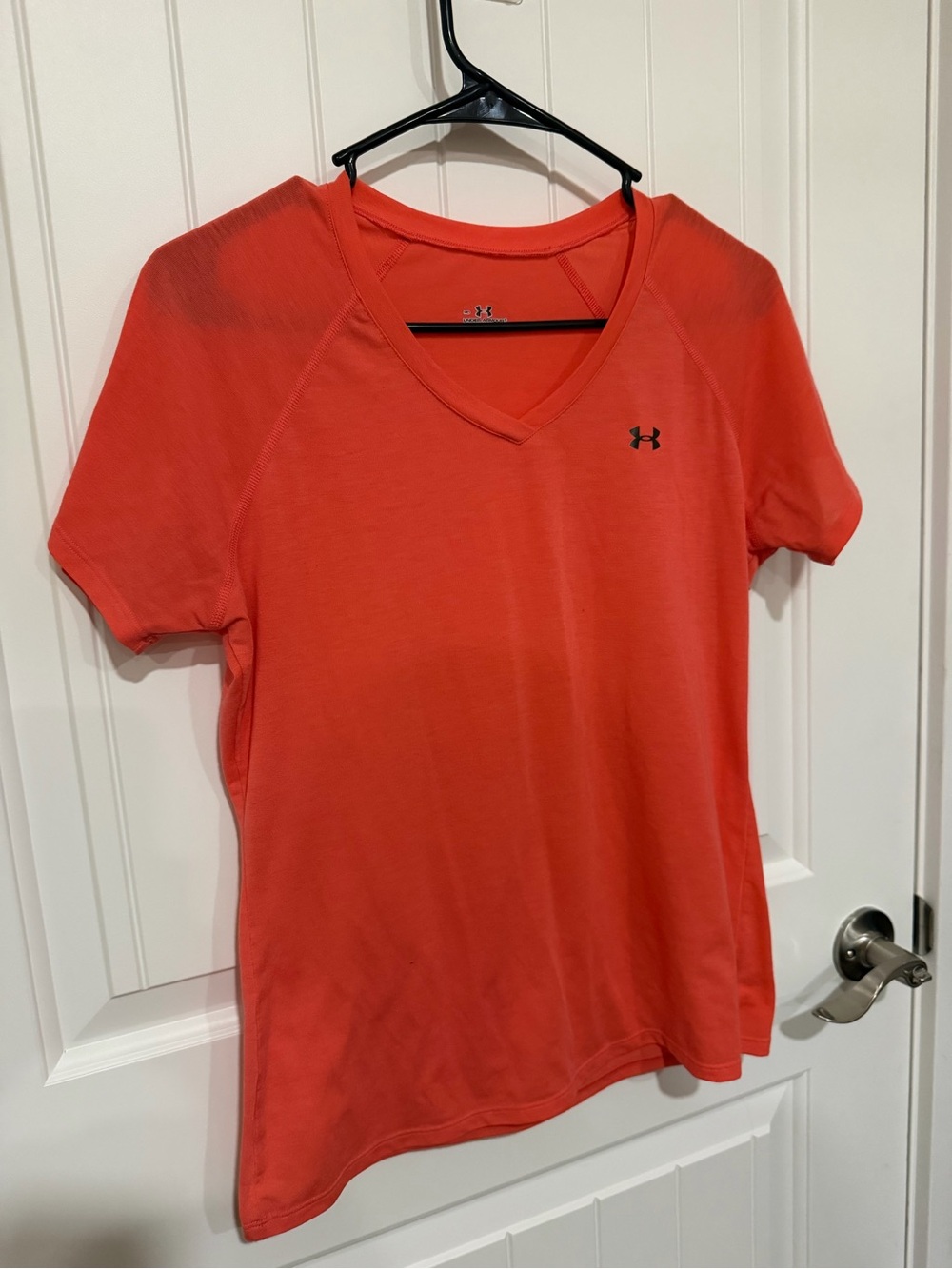 Under Armour Women’s V-Neck Short Sleeve Tee — Coral